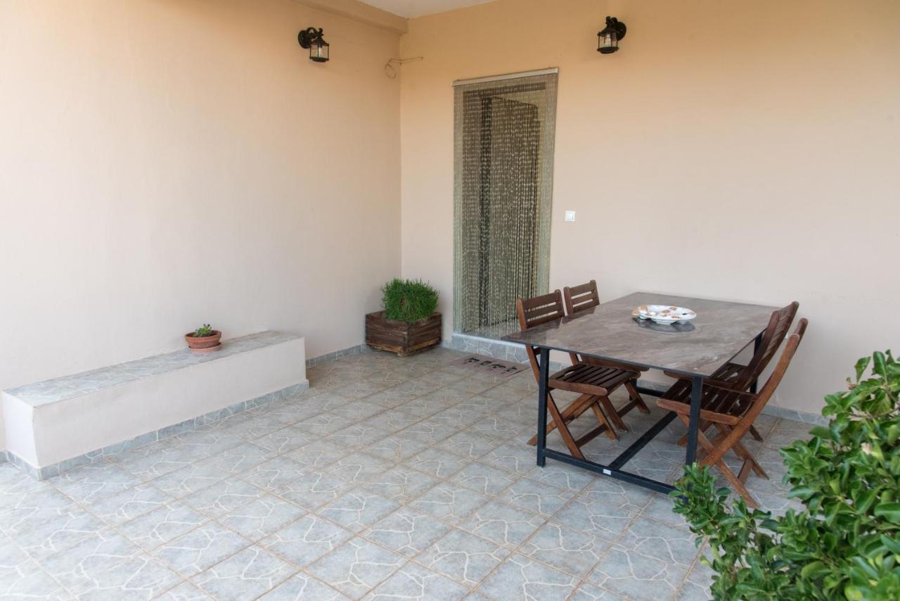 Oak - Garden, Monodri Apartment *