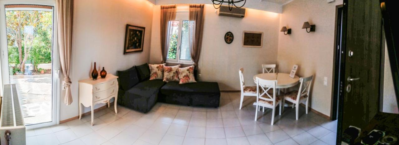 Oak - Garden, Monodri Apartment *
